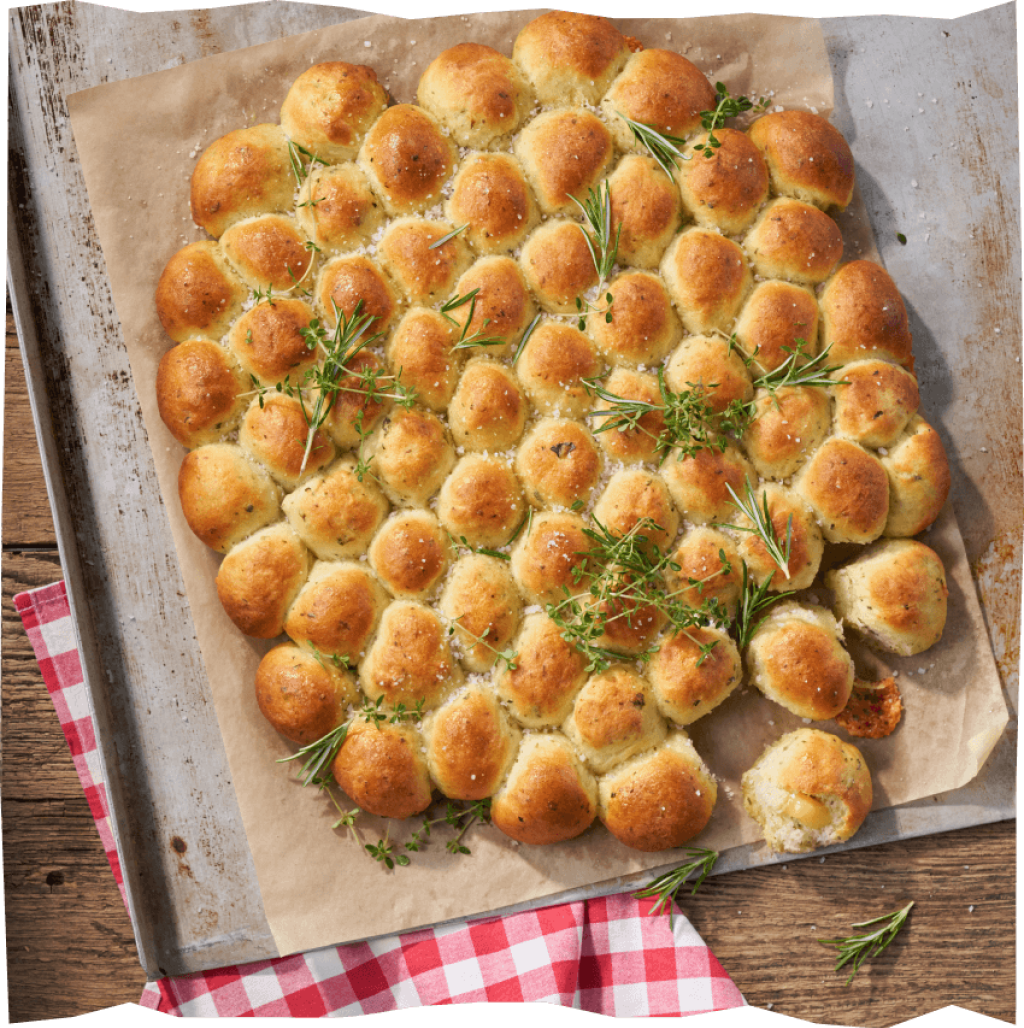 Echt vom Feld Bubble-Bread, Ofenbrot, Kartoffelbrot mit Käse und Kräutern.